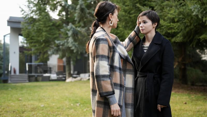 Ana, Mi-ai fost scrisă în ADN | Episodul 14. Constance află cine a abandonat-o pe Ana. Ce descoperă fata într-un ziar vechi