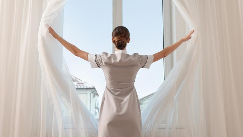 O româncă a fost concediată dintr-un hotel din Viena. Care este motivul incredibil: „Managera de etaj m-a auzit”