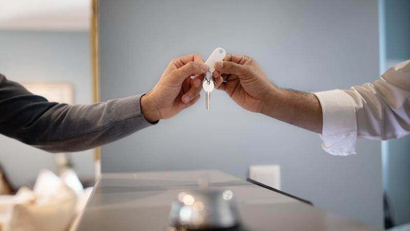 O româncă a fost concediată dintr-un hotel din Viena. Care este motivul incredibil: „Managera de etaj m-a auzit”