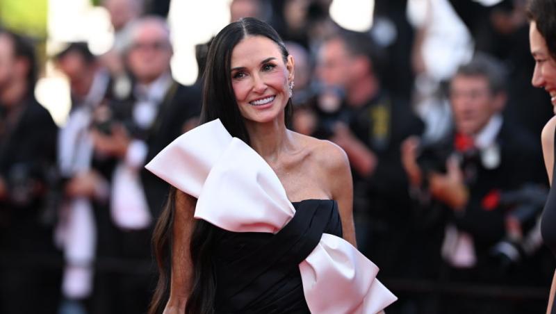 demi moore pe covorul rosu de la cannes