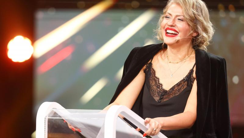 Mirela Vaida ne-a povestit despre cariera muzicală și proiectele pe care nu le refuză. 