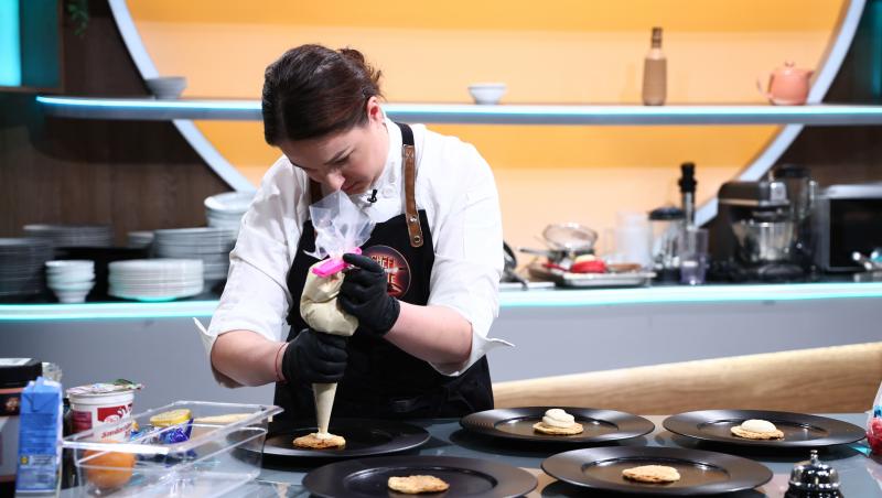 Chefi la cuțite, 14 aprilie 2025. Concurenta care i-a emoționat complet pe chefi și a primit cuțitul de trecere. Surpriza ediției