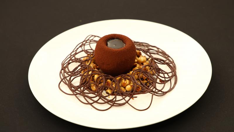 Chefi la cuțite, 14 aprilie 2025. Concurenta care i-a emoționat complet pe chefi și a primit cuțitul de trecere. Surpriza ediției