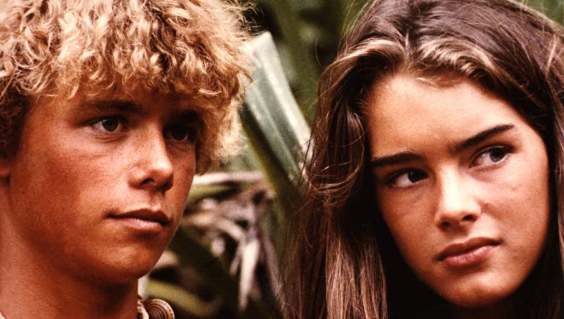 Brooke Shields s-a fotografiat în costum de baie la aproape 60 de ani. Cum arată în prezent actrița din Laguna Albastră