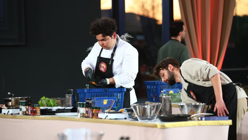 Chefi la cuțite, 15 aprilie 2025. Etapa de Bootcamp a luat sfârșit. Ce concurenți formează echipele chefilor și ce culori vor avea