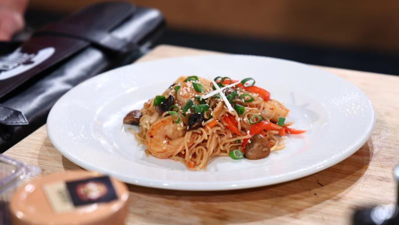 Chefi la cuțite, 15 aprilie 2025. Etapa de Bootcamp a luat sfârșit. Ce concurenți formează echipele chefilor și ce culori vor avea