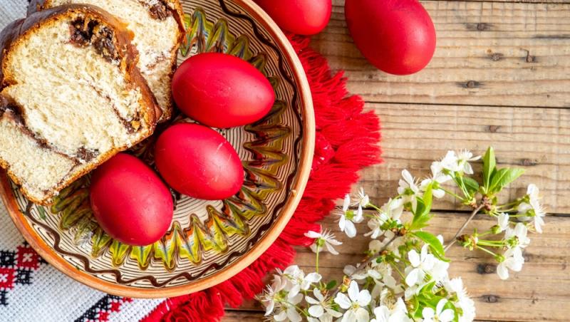 Când se vopsesc ouăle de Paște, conform tradiției. De ce se respectă acest obicei