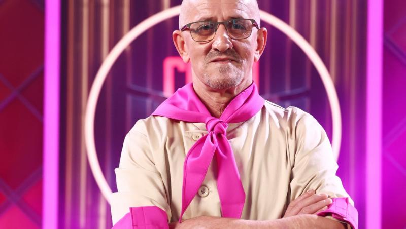 Cine sunt concurenții din echipa lui Chef Orlando Zaharia la Chefi la cuțite 2025. Ei poartă tunica mov