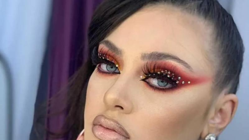 Adina Asăvoaiei machiată glam