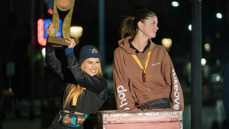 Imaginea din copilărie cu Laura Giurcanu care a atras atenția fanilor. Ce poză a postat fosta concurentă America Express