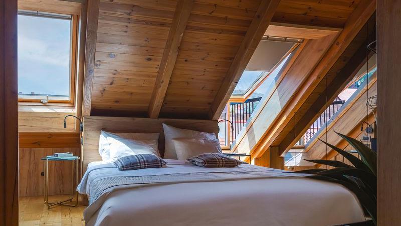 (P) Schuster Boarding House: O bijuterie arhitecturală, pusă în valoare de ferestrele și balcoanele de mansardă VELUX