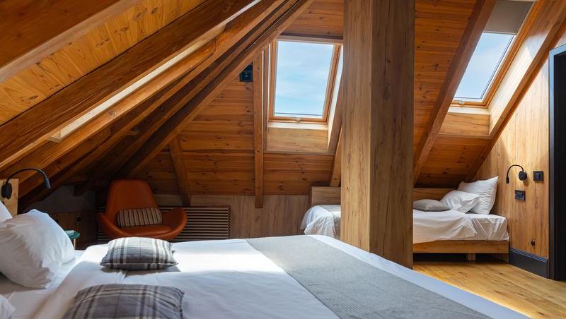 (P) Schuster Boarding House: O bijuterie arhitecturală, pusă în valoare de ferestrele și balcoanele de mansardă VELUX