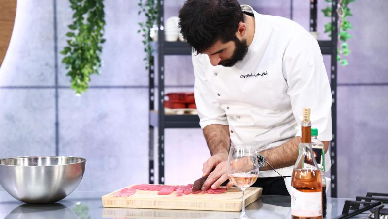 Cine a câștigat ultima amuletă Chefi la cuțite și cum au celebrat jurații ultima zi de audiții. Cristina Pîrv a dat verdictul