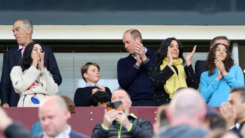 Prințul George, apariție rară în public alături de nașul lui de botez, Ducele de Westminster. Unde au fost surprinși