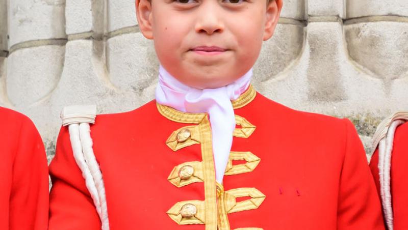 Prințul George, apariție rară în public alături de nașul lui de botez, Ducele de Westminster. Unde au fost surprinși