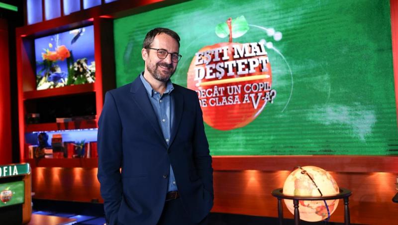 Andrei Aradits privește viața și implicit actoria cu mult umor. După ce vorbă înțeleaptă se ghidează pe scenă | Exclusiv