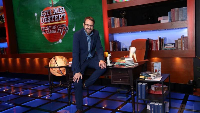 Andrei Aradits privește viața și implicit actoria cu mult umor. După ce vorbă înțeleaptă se ghidează pe scenă | Exclusiv