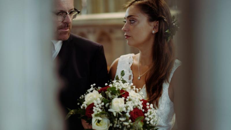 Farsa din ziua nunții i-a adus reproșuri în online. Ce a putut să-i facă un mire miresei lui | Video