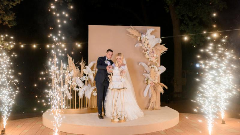 Farsa din ziua nunții i-a adus reproșuri în online. Ce a putut să-i facă un mire miresei lui | Video