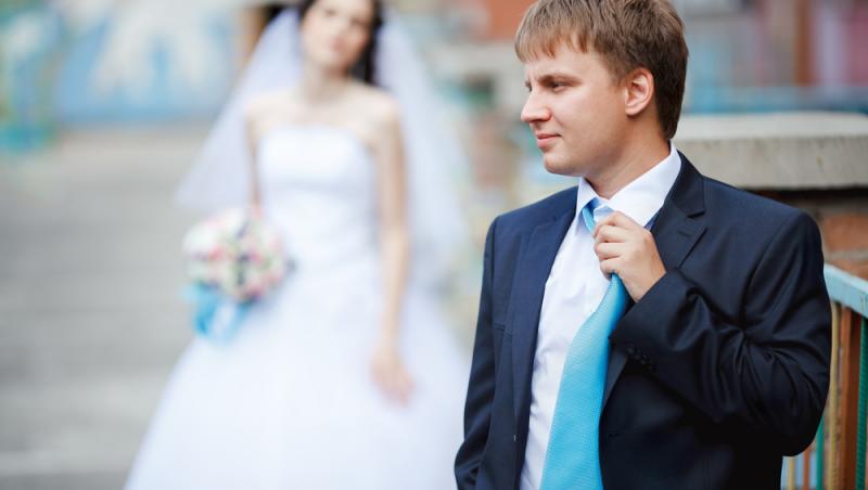 Farsa din ziua nunții i-a adus reproșuri în online. Ce a putut să-i facă un mire miresei lui | Video