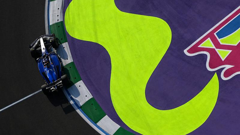 Urmărește acum cursa din Formula 1™ pentru Marele Premiu al Arabiei Saudite, LIVE pe Antena 3 CNN și în AntenaPLAY