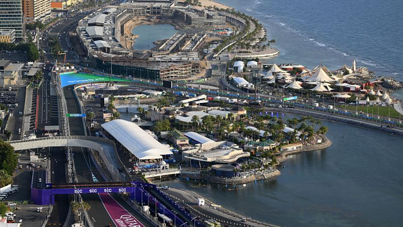 Urmărește acum cursa din Formula 1™ pentru Marele Premiu al Arabiei Saudite, LIVE pe Antena 3 CNN și în AntenaPLAY