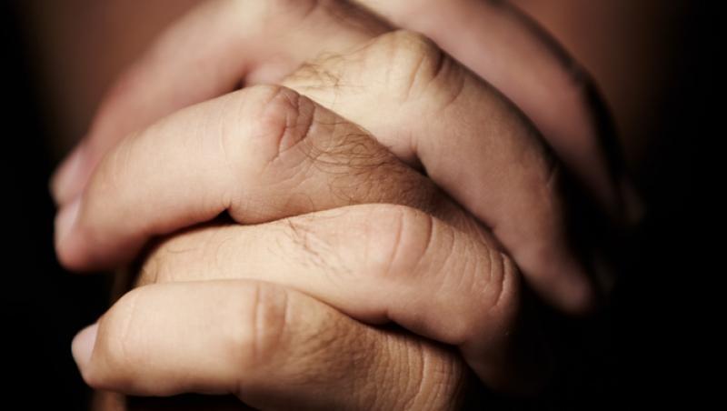 Rugăciune puternică de rostit în Postul Paștelui. Alungă fricile, îndoielile și gândurile negative