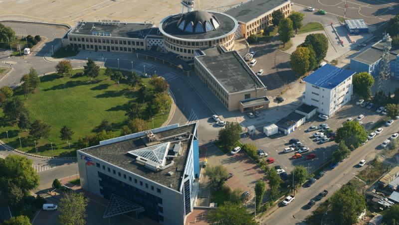 Zborurile pe Aeroportul Băneasa se reiau! Care sunt cele 7 destinații pe care le pot vizita românii