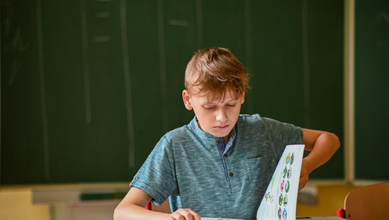 Câte zile libere au elevii de 1 Mai 2025. Cât durează minivacanța pentru copii și profesori