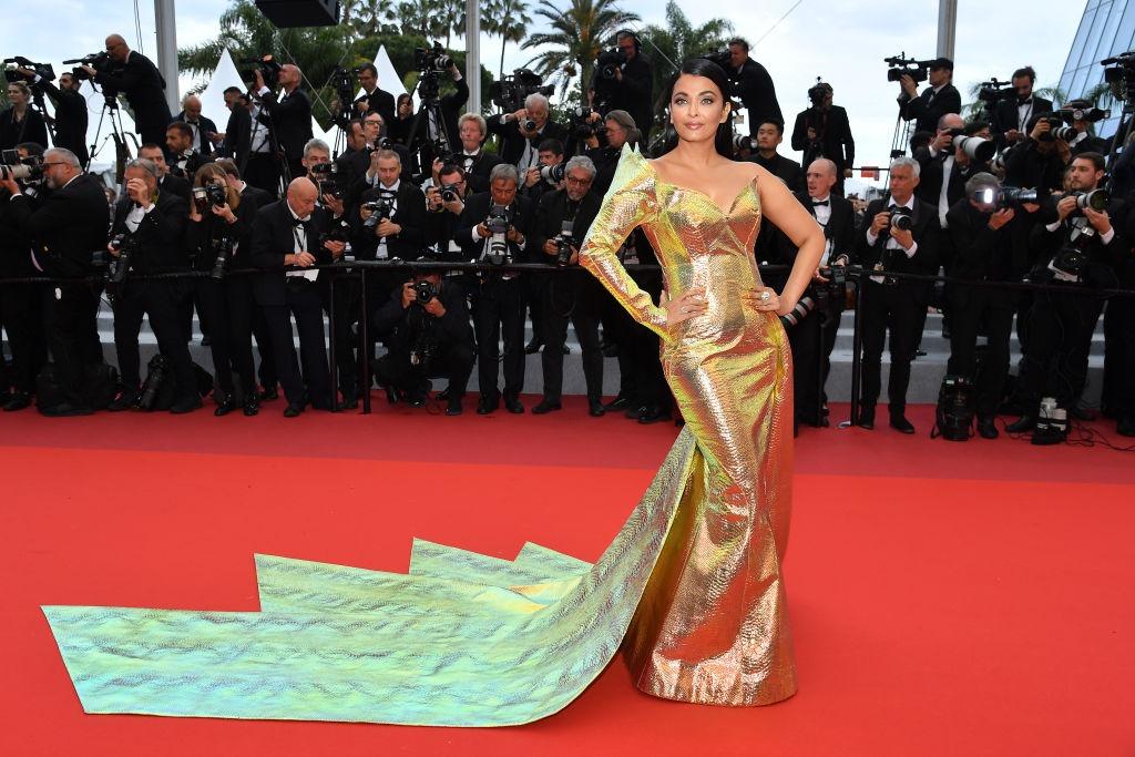 Cum mai arată Aishwarya Rai Bachchan. Actrița indiană a postat o nouă imagine alături de Abhishek Bachchan