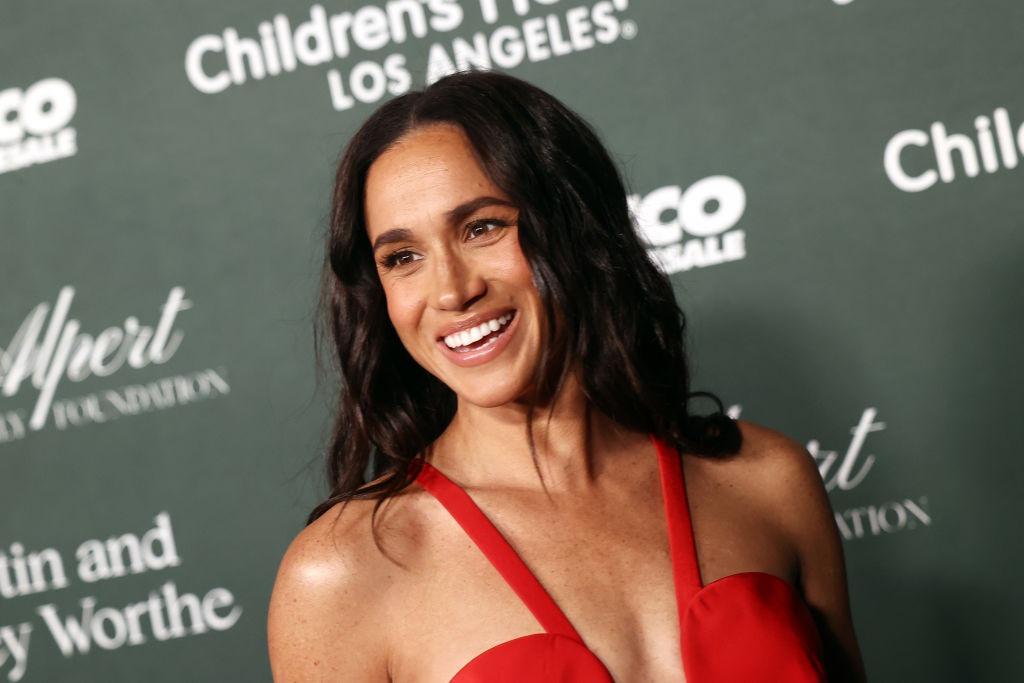 Meghan Markle, apariție simplă, dar rafinată de Paște. Cum arată rochia purtată de Ducesa de Sussex