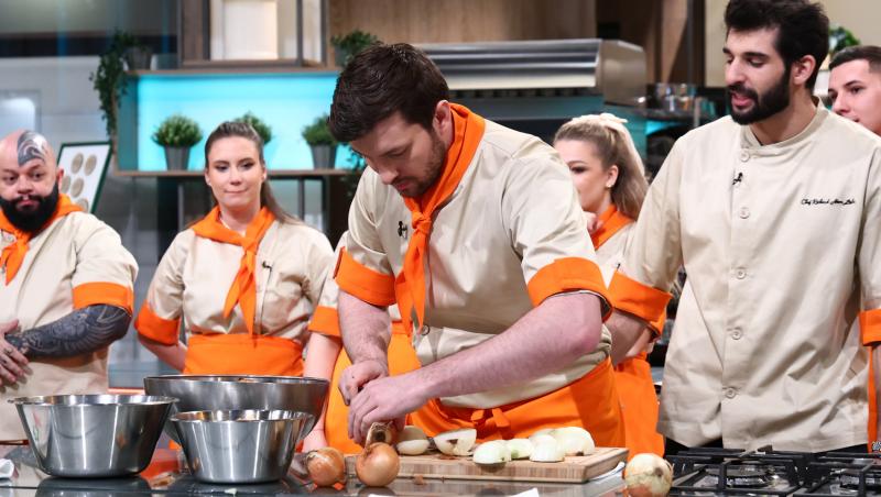 Chefi la cuțite, 22 aprilie 2025. Ce concurent a părăsit competiția după duel și de ce a ajuns Chef Orlando Zaharia la spital