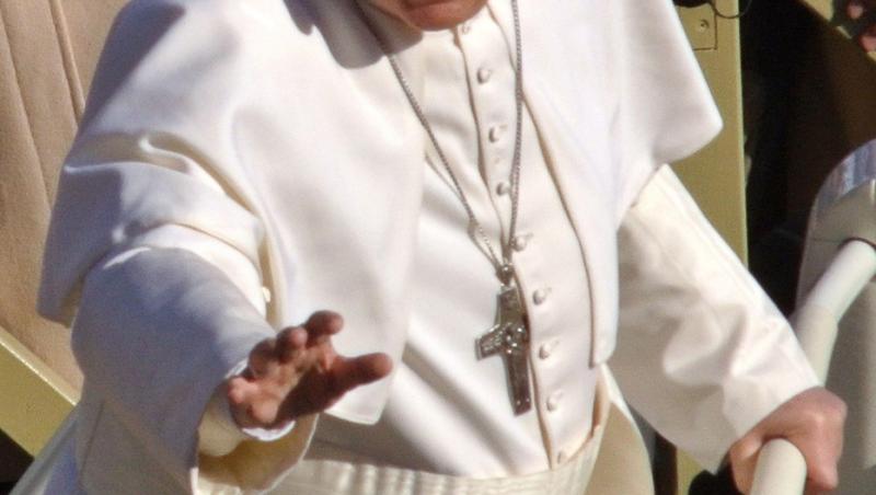 Primele imagini de la Vatican cu sicriul Papei Francisc. Cât va dura ritualul de doliu