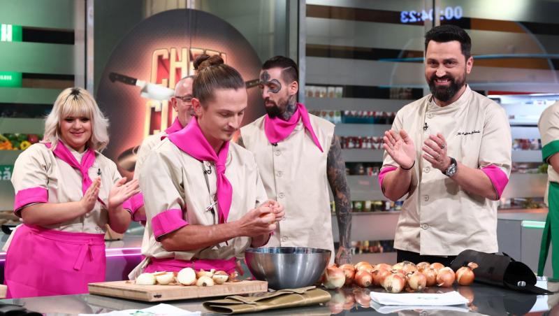 Chefi la cuțite, lider de audiență cu ediția de ieri. Chef Richard Abou Zaki lovește diseară bancurile adverse cu o amuletă grea