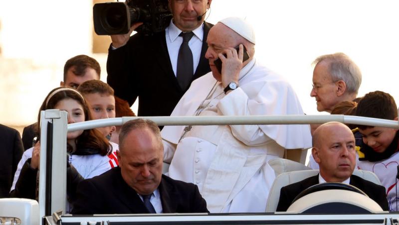 Cu cine vorbea Papa Francisc în fiecare zi de mai bine de un an: „Nu este uşor să trăieşti aici”