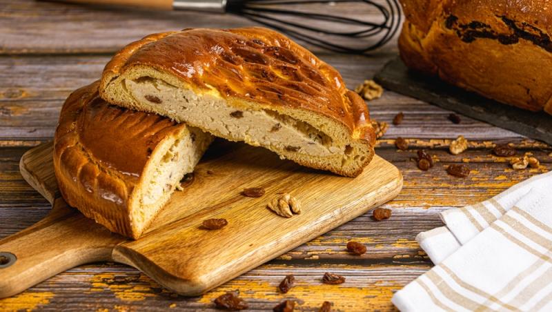 Cât se ține pasca la frigider. După câte zile nu mai poate fi consumată