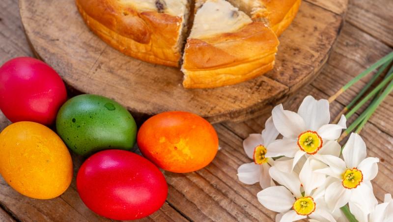 Cât se ține pasca la frigider. După câte zile nu mai poate fi consumată