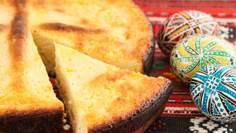 Cât se ține pasca la frigider. După câte zile nu mai poate fi consumată