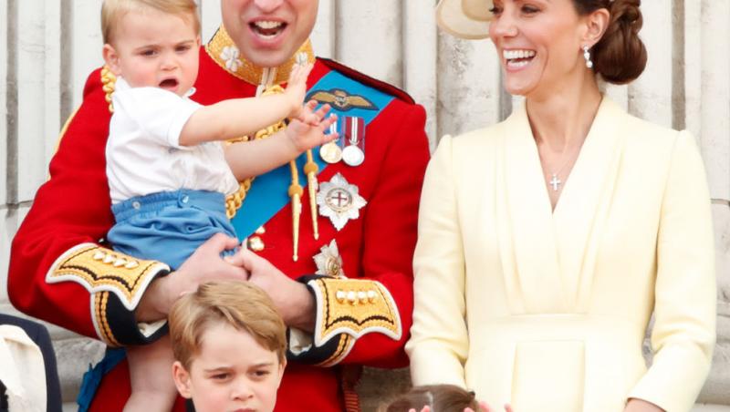 Prințul Louis a împlinit 7 ani. Prințul și Prințesa de Wales au publicat un nou portret care să marcheze momentul