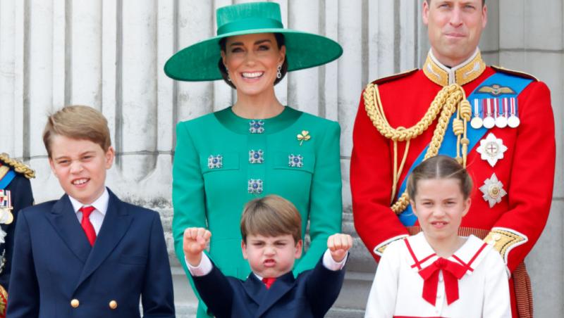 Prințul Louis a împlinit 7 ani. Prințul și Prințesa de Wales au publicat un nou portret care să marcheze momentul