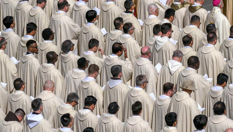 Cum își alege noul Papă numele. Detaliul pe care puțini îl știu