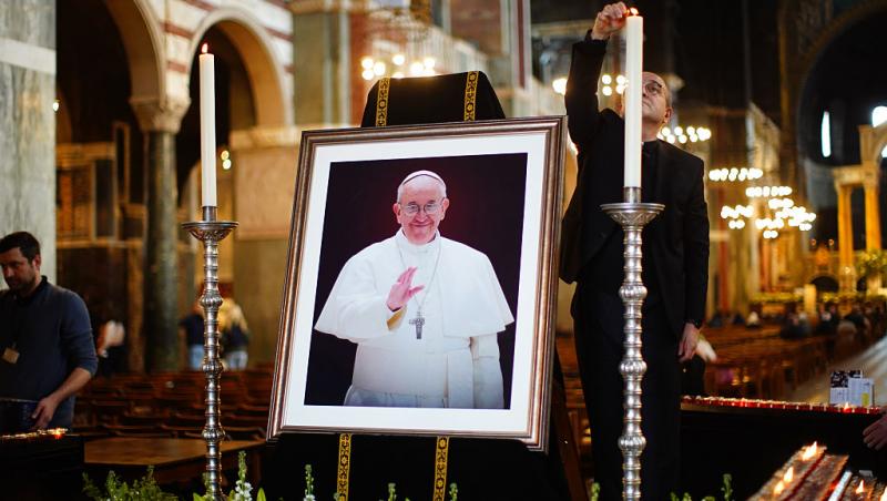 Cum își alege noul Papă numele. Detaliul pe care puțini îl știu