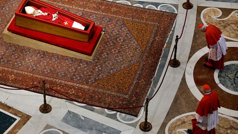 Cum își alege noul Papă numele. Detaliul pe care puțini îl știu