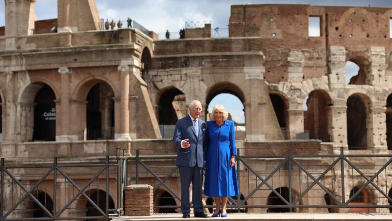 Motivul pentru care Regele Charles nu va participa la funeraliile Papei Francisc. Cine îi ține locul