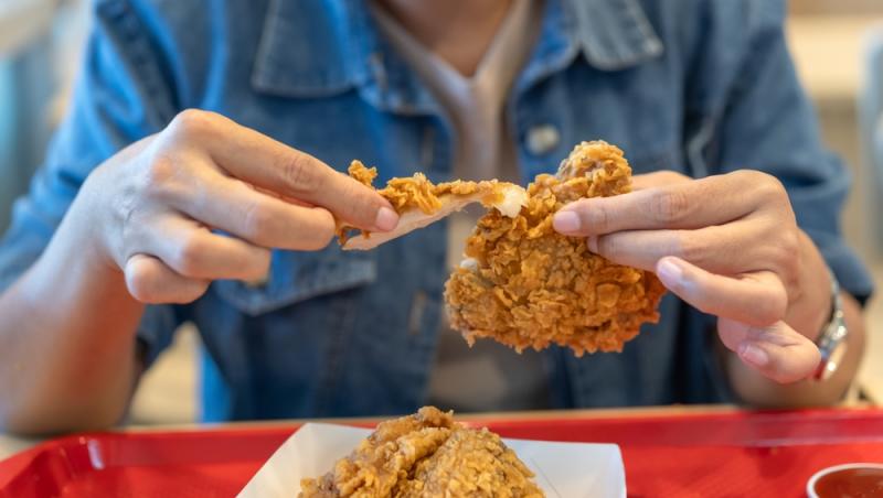 Cum arată femeia care mănâncă doar fast-food de zece ani. De ce nu gătește: „Oamenii sunt foarte preocupați de sănătatea mea”