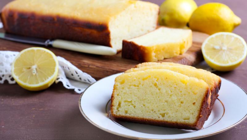 Prăjitură cu iaurt cu lămâie