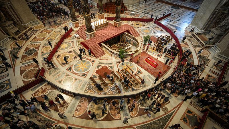 Prețul cazărilor la Roma au crescut vertiginos după decesul Papei Francisc. Cât trebuie să plătești pentru o noapte