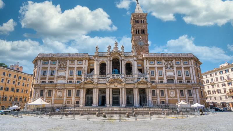 Prețul cazărilor la Roma au crescut vertiginos după decesul Papei Francisc. Cât trebuie să plătești pentru o noapte