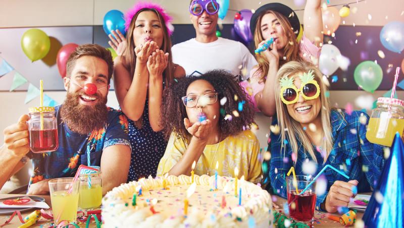 De ce se sărbătoresc zilele de naștere. Care este originea tradiției și cum s-a schimbat de-a lungul timpului