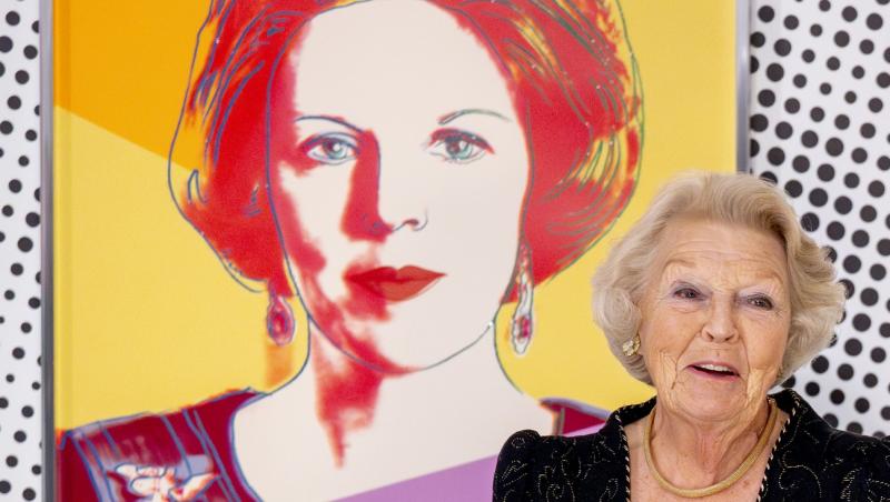 Obiecte de artă aruncate la gunoi de Primărie. Mai bine de 40 de opere de artă valoroase au ajuns la pubele. Cum a fost posibil